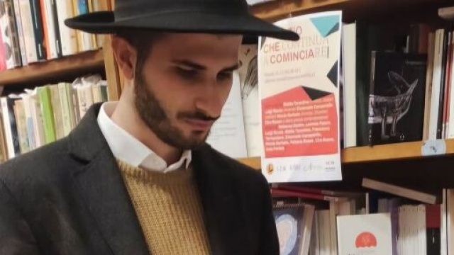 Il poeta Lorenzo Pataro - Foto Profilo © Facebook Pataro