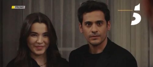 In foto Oylum e Behram © screenshot Mediaset.