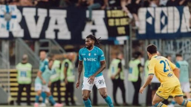 Il calciatore del Napoli Frank Anguissa nel 2023. &copy; Anguissa Instagram