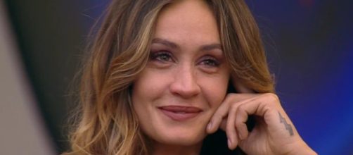 Helena Prestes - screenshot © Mediaset.