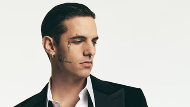 Achille Lauro nella foto usata per la sua presentazione a Sanremo © RAI.