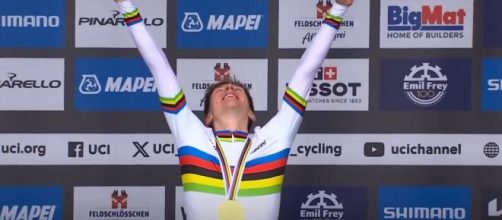 Tadej Pogačar - © Screenshot Eurosport.
