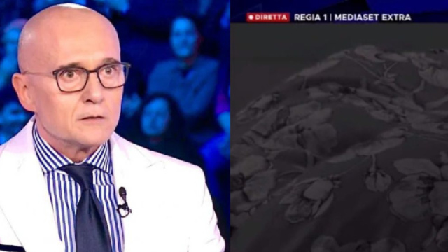 Alfonso Signorini e la casa del Grande Fratello - screenshot © Mediaset.
