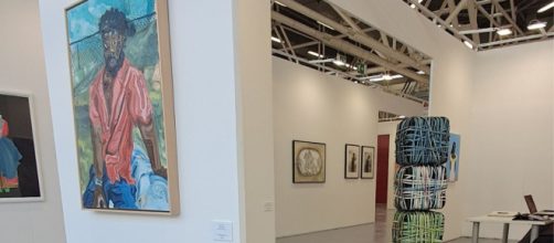 Interno dell'Arte Fiera 2025 con opere © Katia Di Luna
