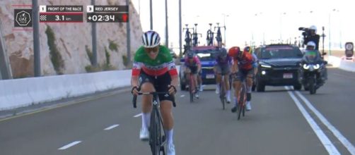 Elisa Longo Borghini allo UAE Tour - © Screenshot Eurosport.