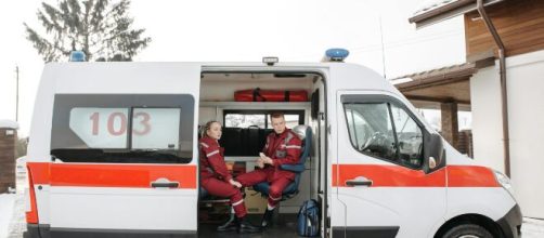 Foto di reperto di un'ambulanza © Pexels.com