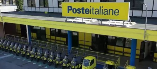 Mezzi per la consegna della corrispondenza - © sito Poste Italiane