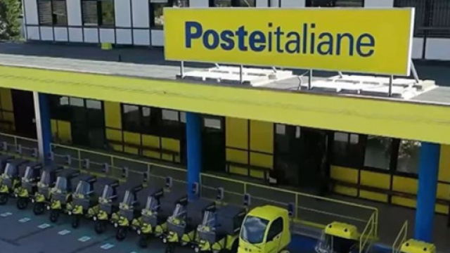 Mezzi per la consegna della corrispondenza - &copy; sito Poste Italiane