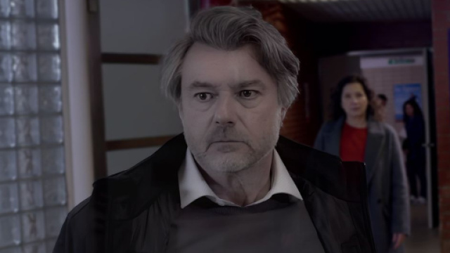 Michele Saviani (Alberto Rossi) in versione fantasma &copy; Un Posto al Sole Rai