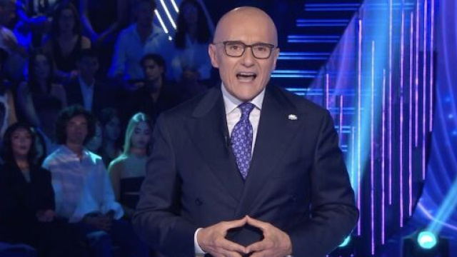 Alfonso Signorini (&copy; Grande Fratello/Mediaset).