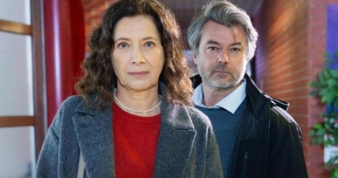 Un posto al sole e il mistero su Agata Rolando, le ipotesi: è la vera mamma di  Michele