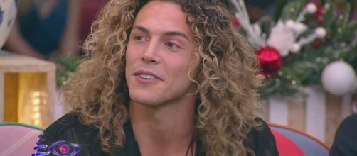 Giglio (© Grande Fratello/Mediaset).