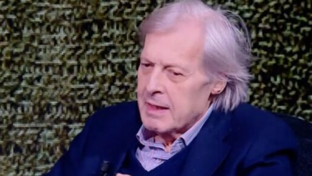 Vittorio Sgarbi in televisione © Rai.