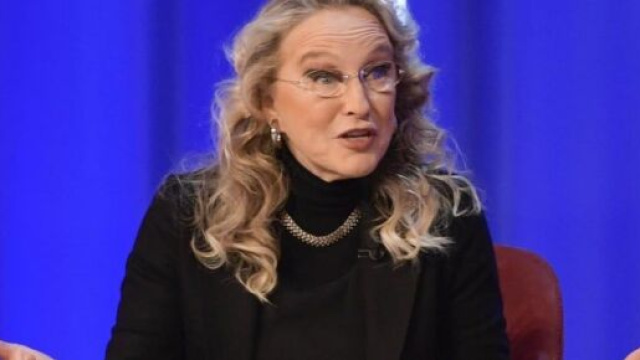 Eleonora Giorgi (&copy; Maurio Costanzo Show/Mediaset).