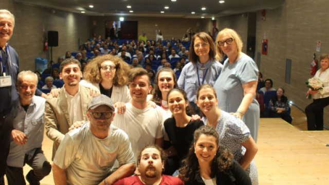 La compagnia teatrale L’Aquilone torna in scena con uno dei capolavori del teatro napoletano: ‘Miseria e Nobiltà’ © compagnia L'Aquilone