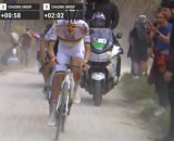 Tadej Pogacar a Colle Pinzuto - © Screenshot Eurosport