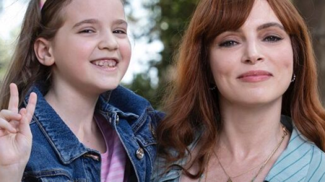 In foto Costanza e Flora &copy; Rai.