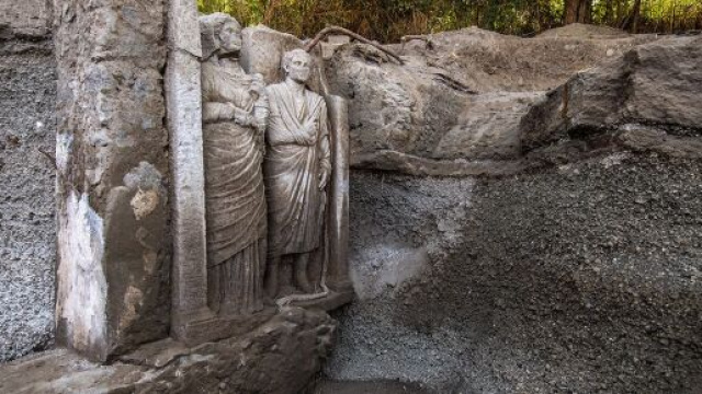Scultura di Porta Sarno al Parco Archeologico di Pompei Foto © Alfio Giannotti