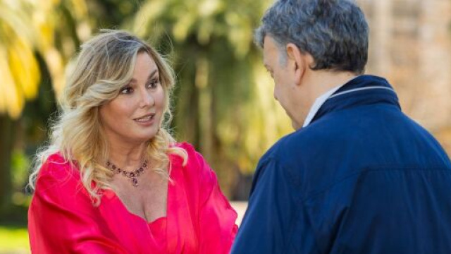 Claudia e Guido in una scena di Un posto al sole © Rai 3.