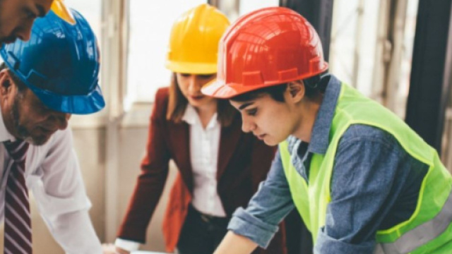 Assistenti ai lavori - © Ferrovie dello Stato