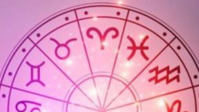 Ruota segni zodiacali foto da © Pixabay.