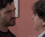 Damiano e Grillo in una scena © Un posto al sole .