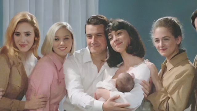 Agata, Delia, Irene, Salvatore, Elvira, Mirella e Alfredo - screenshot © Rai 1