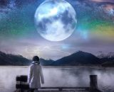 Donna che osserva le stelle © Pixabay