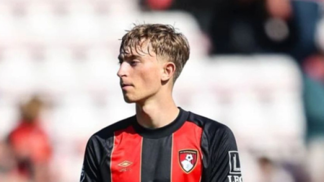 Dean Huijsen con la maglia del Bournemouth © Instagram