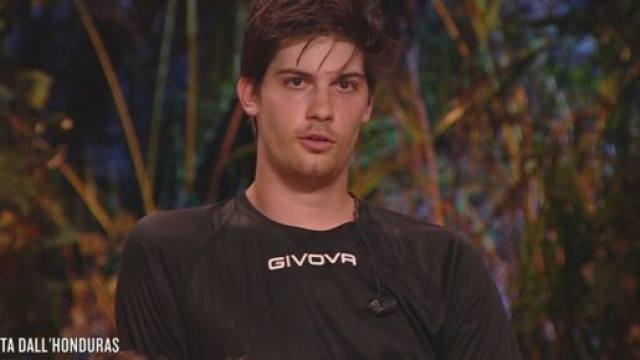 Lorenzo Tano (© Mediaset/Isola dei Famosi).