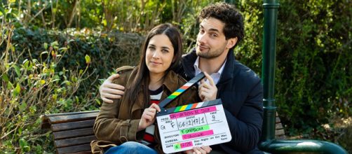 Manuela Cirillo (Gina Amarante) e Niko Poggi (Luca Turco) e © Un posto al sole Rai.