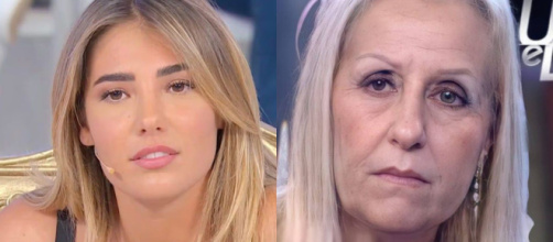Martina De Ioannon e Rosy Chiarelli - screenshot © Canale 5.