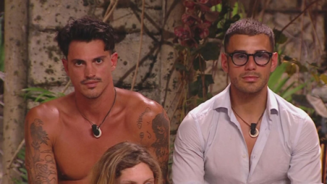 Leonardo Brum e Angelo Famao a l'Isola dei Famosi © Mediaset