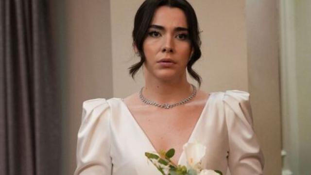 Oylum in Tradimento – © Screenshot Canale 5.