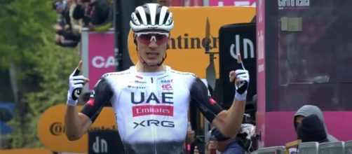 Juan Ayuso vincitore a Tagliacozzo – © YouTube Giro d’Italia.