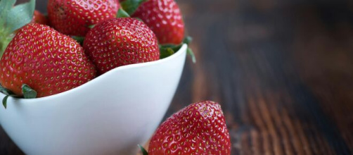 Una ciotola di fragole - Foto © Pexels