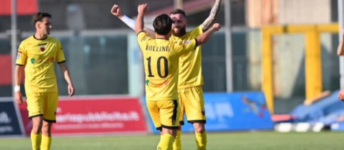 I calciatori della Nocerina che esultano - Foto © Nocerina calcio