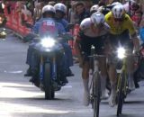 Ciclismo, Del Toro e van Aert sulla salita di via Santa Caterina - © Screenshot Eurosport
