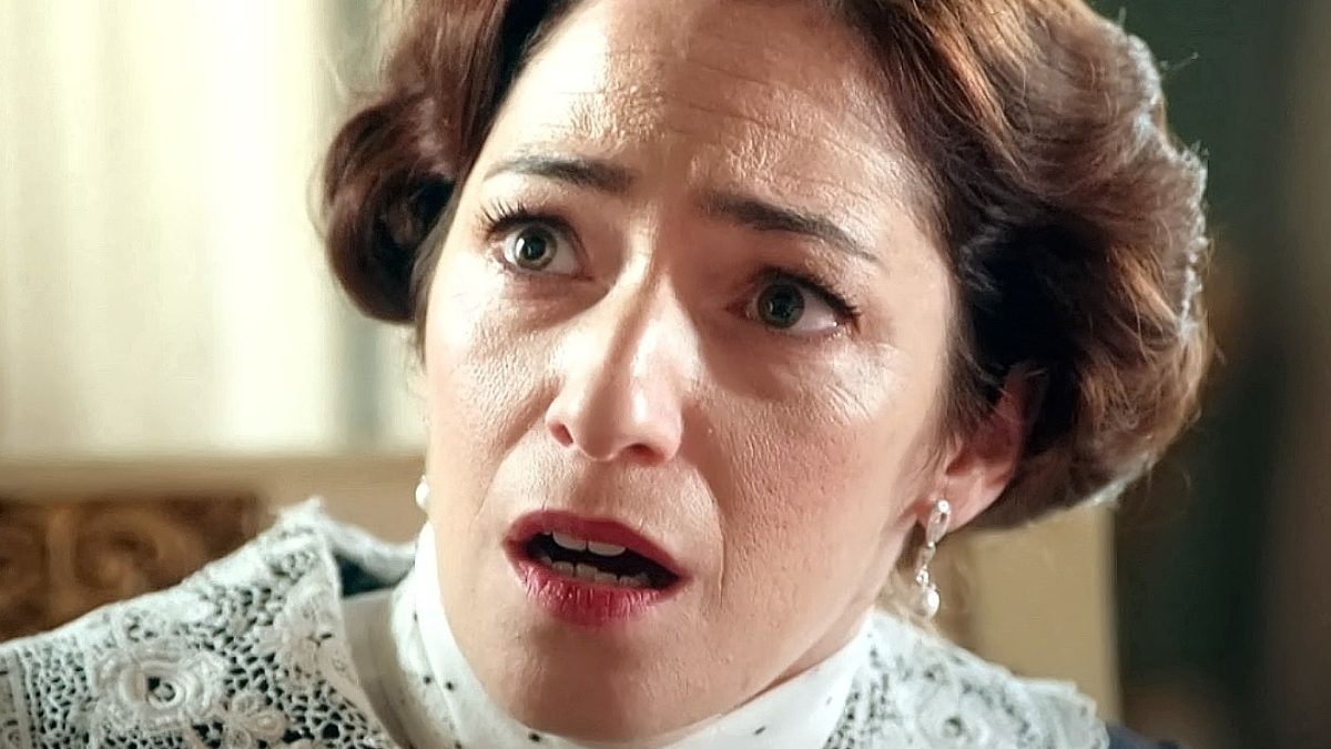 La Promessa anticipazioni puntate spagnole: Esmeralda riconosce Curro,  Eugenia scompare