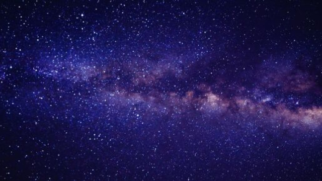 Scorcio dell’universo con stelle – © pixabay.com.