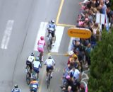 Il contatto Bernal - Tiberi nell'11° tappa del Giro d'Italia - © Screenshot Eurosport