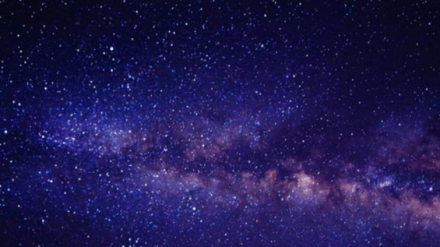 Scorcio dell’universo con stelle © Pixabay