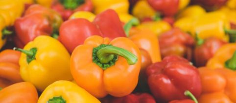 Peperoni alla napoletana sotto vetro, una conserva buona tutto l'anno