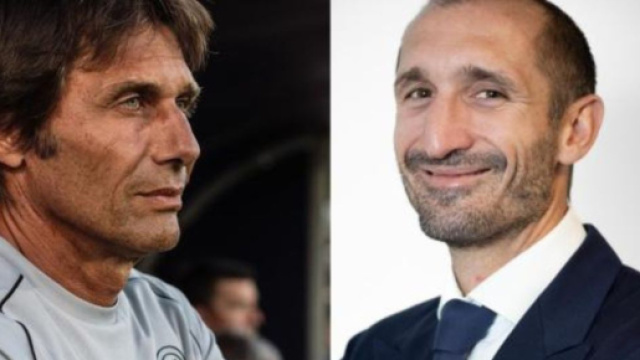 Giorgio Chiellini e Antonio Conte. Foto © Napoli © X/Chiellini