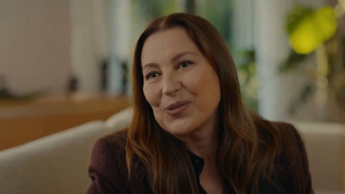 Tradimento, cambio palinsesto sabato 31 maggio: la soap anticipa la partenza e dura di più