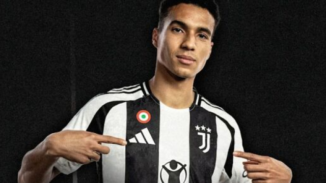 Alberto Costa in un'immagine promozionale &copy; Juventus FC