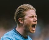 De Bruyne esulta in campo © profilo Facebook.