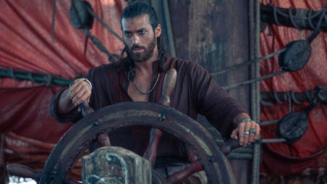 In foto l'attore Can Yaman © Mediaset