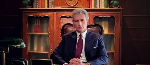 Il Paradiso delle signore 10, Roberto Farnesi: 'Lo studio di Umberto un  luogo pericoloso'