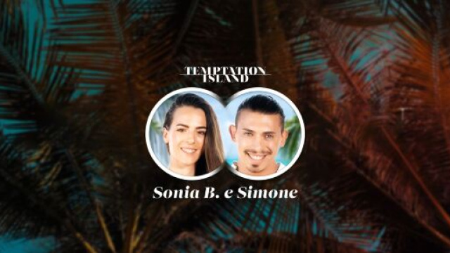 Sonia B. e Simone – Foto © Temptation Island / Mediaset.